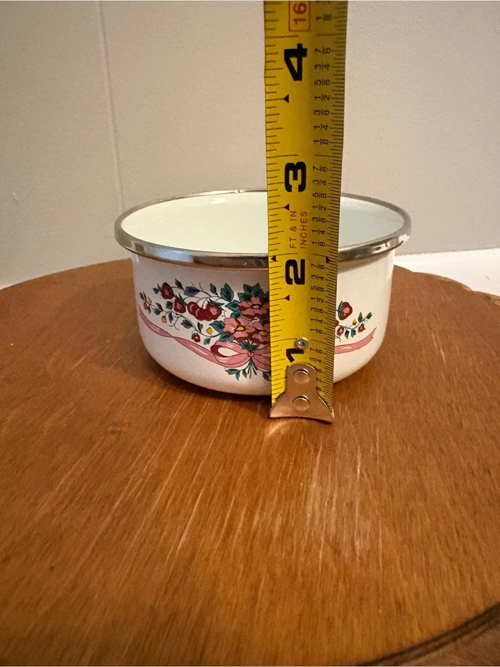 Floral Strawberry Bow Enamel Bowl with Silver Rim